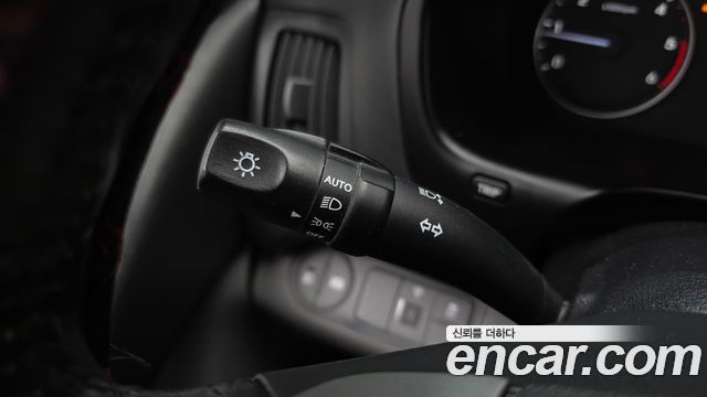 Hyundai Grand Starex Van 3-Seater Smart 2019 — фото 20