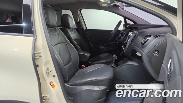 Renault Korea QM3 RE 2016 — фото 11