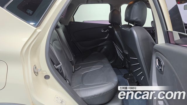 Renault Korea QM3 RE 2016 — фото 12