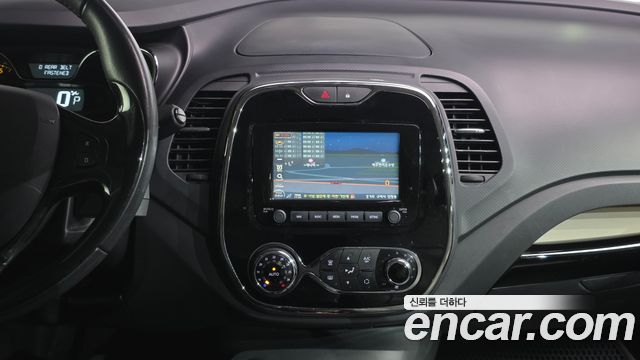Renault Korea QM3 RE 2016 — фото 14