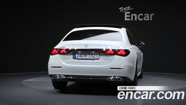 Mercedes-Benz E-Class (W214) E200 Avantgarde 2025 — фото 4