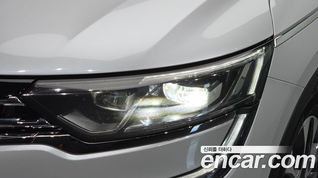 Renault Korea QM6 Diesel 4WD RE Signature 2017 — фото 22