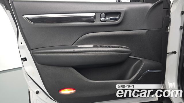Renault Korea QM6 Diesel 4WD RE Signature 2017 — фото 24