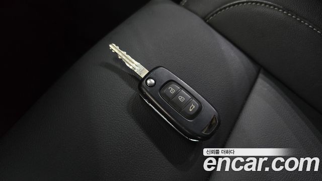 Renault Korea QM6 Diesel 2WD SE 2017 — фото 17