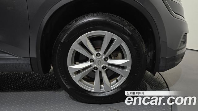 Renault Korea QM6 Diesel 2WD SE 2017 — фото 21