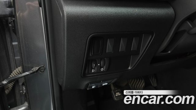 Renault Korea QM6 Diesel 2WD SE 2017 — фото 28