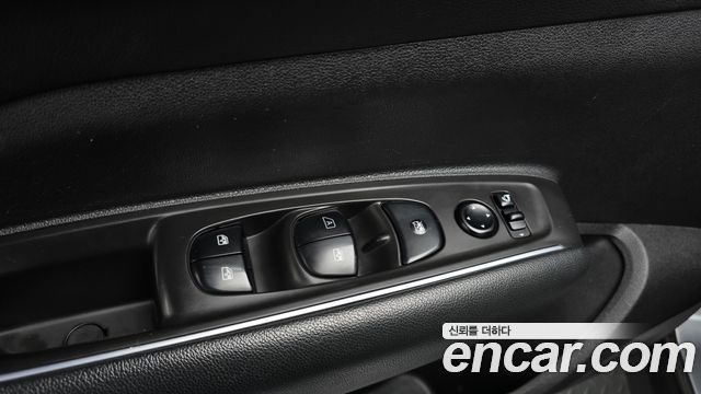 Renault Korea QM6 Diesel 2WD SE 2017 — фото 29