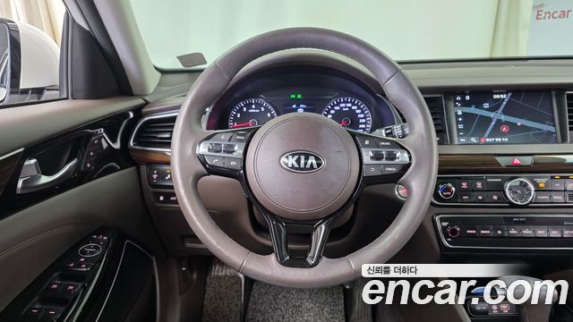 Kia K7 2.4 GDI Limited 2018 — фото 12