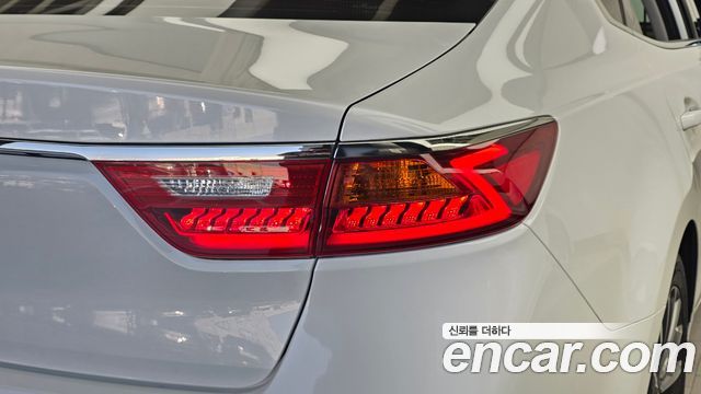 Kia K7 2.4 GDI Limited 2018 — фото 23