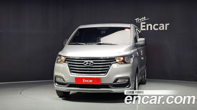 Hyundai Grand Starex Van 3-Seater LPi Smart 2019 — фото 3