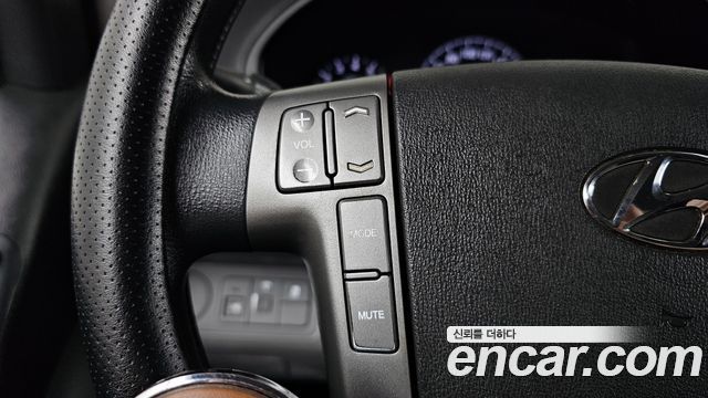 Hyundai Grand Starex Van 3-Seater LPi Smart 2019 — фото 18