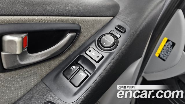 Hyundai Grand Starex Van 3-Seater LPi Smart 2019 — фото 19