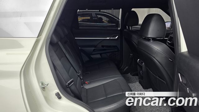 KG Mobility (SsangYong) Torres Gasoline 1.5 2WD T7 2024 — фото 12