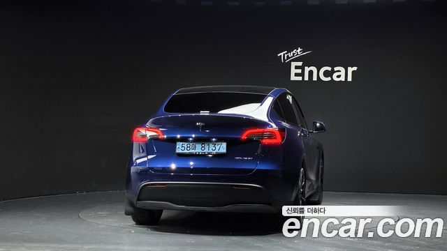 Tesla Model Y Long Range AWD 2022 — фото 4