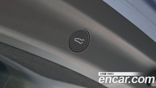 Tesla Model Y Long Range AWD 2022 — фото 19