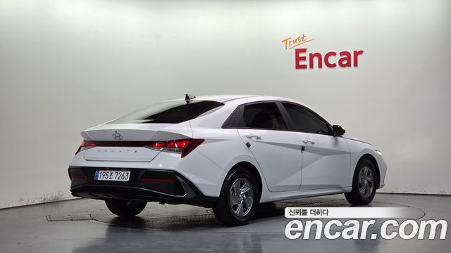 Hyundai Avante (CN7) 1.6 LPi Smart 2024 — фото 2