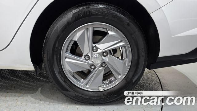 Hyundai Avante (CN7) 1.6 LPi Smart 2024 — фото 21