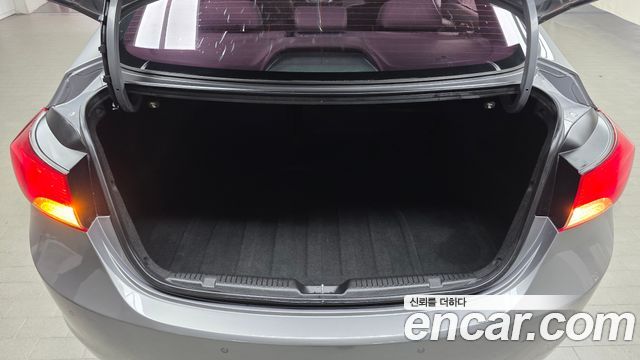 Hyundai Avante (MD) M16 GDI Luxury 2012 — фото 15