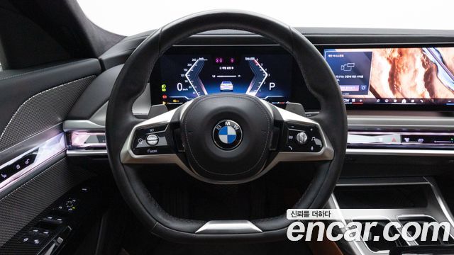 BMW 7 Series (G70) 740d xDrive Design Pure Excellence 2023 — фото 21