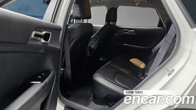 Kia Sportage Hybrid (V) Nobleless 2WD 2024 — фото 12