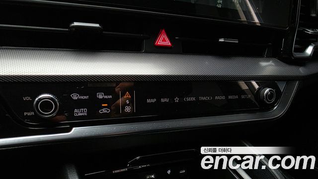 Kia Sportage Hybrid (V) Nobleless 2WD 2024 — фото 17