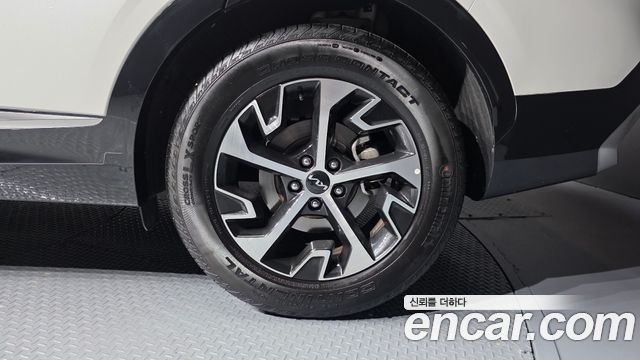 Kia Sportage Hybrid (V) Nobleless 2WD 2024 — фото 21
