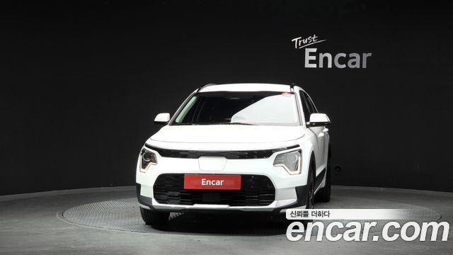 Kia Niro EV Air 2023 — фото 3
