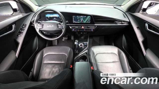 Kia Niro EV Air 2023 — фото 7