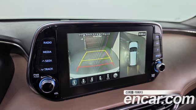 Hyundai Santa Fe (TM) Diesel 2.2 4WD Prestige 2019 — фото 16