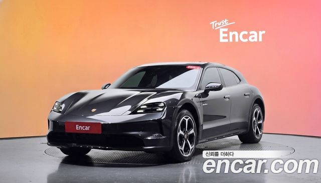 Porsche Taycan 4 Cross Turismo