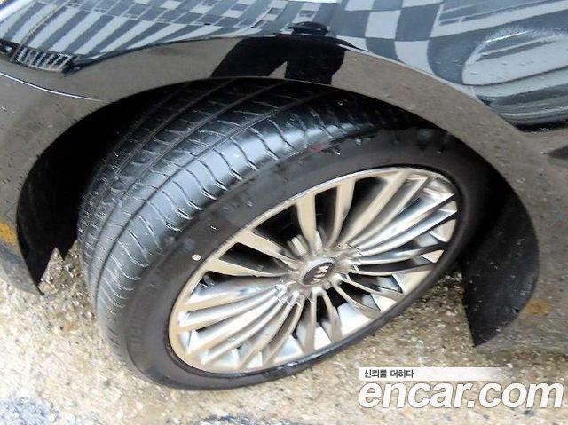 Kia K9 3.8 GDI AWD PlatinumⅡ 2020 — фото 23