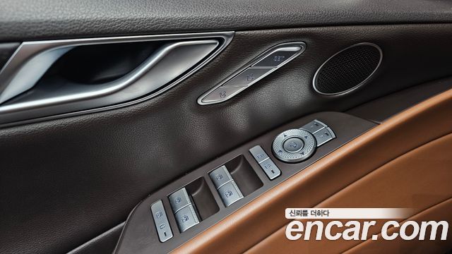Genesis G80 (RG3) Gasoline 3.5 Turbo AWD 2021 — фото 12