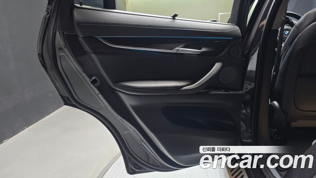 BMW X6 (F16) xDrive 30d 2018 — фото 25