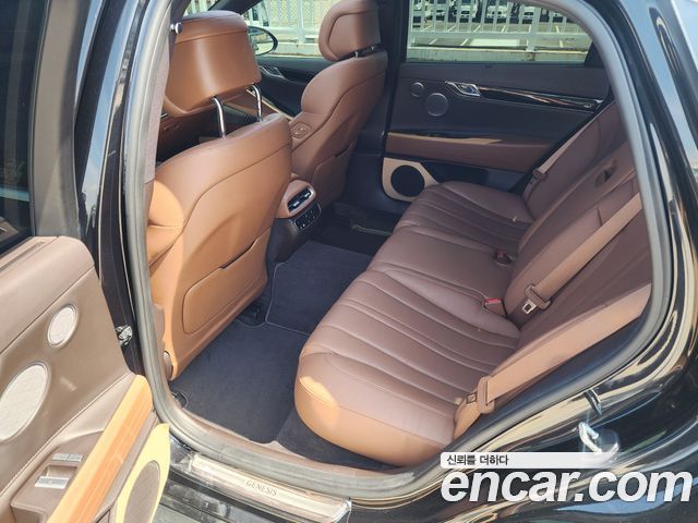 Genesis G80 (RG3) Gasoline 2.5 Turbo AWD 2022 — фото 10