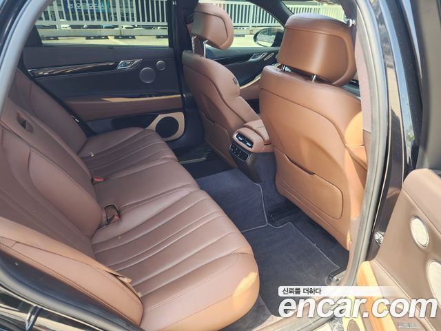Genesis G80 (RG3) Gasoline 2.5 Turbo AWD 2022 — фото 17