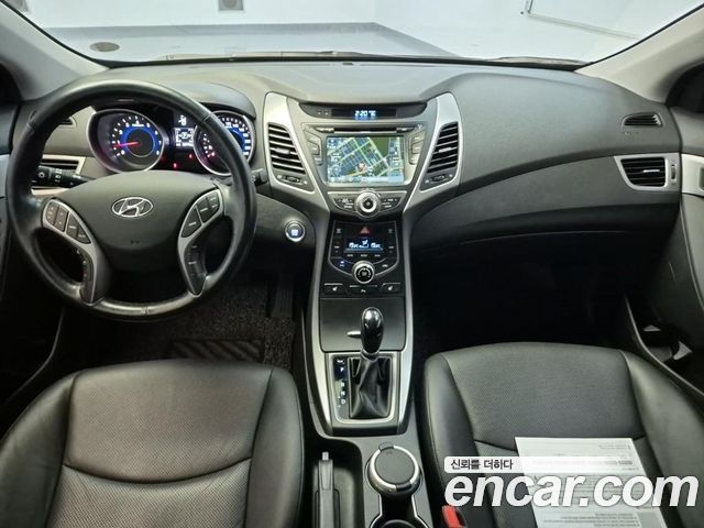 Hyundai Avante 1.6 GDi Smart Standard 2015 — фото 7