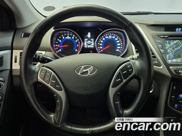 Hyundai Avante 1.6 GDi Smart Standard 2015 — фото 9