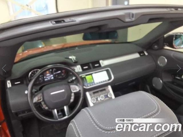 Land Rover Range Rover Evoque 2.0 TD4 SE Dynamic Convertible 2018 — фото 3