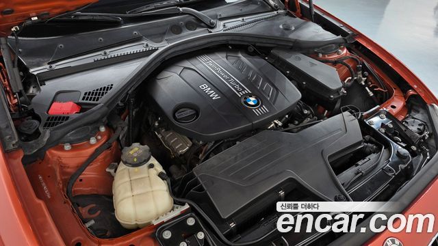 BMW 1 Series (F20) 118d Sport 5Door 2015 — фото 6