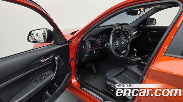 BMW 1 Series (F20) 118d Sport 5Door 2015 — фото 10