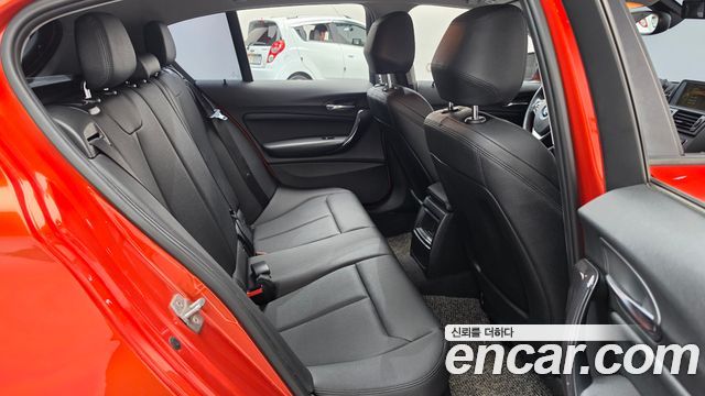 BMW 1 Series (F20) 118d Sport 5Door 2015 — фото 12