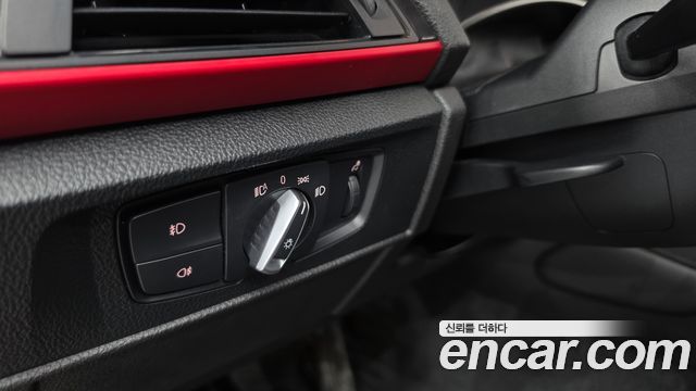 BMW 1 Series (F20) 118d Sport 5Door 2015 — фото 16