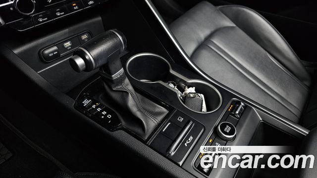 Kia K5 (III) 2.0 LPI(Renter car) Strandard 2022 — фото 9