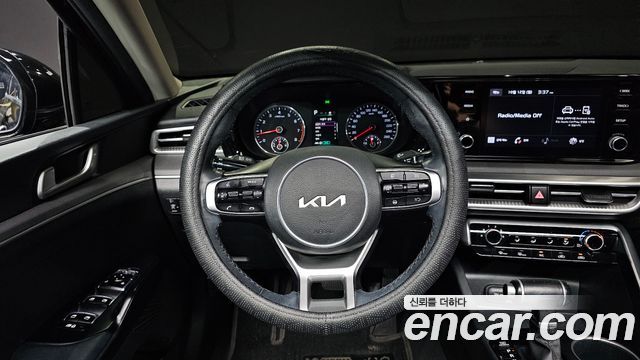Kia K5 (III) 2.0 LPI(Renter car) Strandard 2022 — фото 13