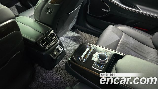 Genesis G90 3.8 AWD Premium Luxury 2019 — фото 19