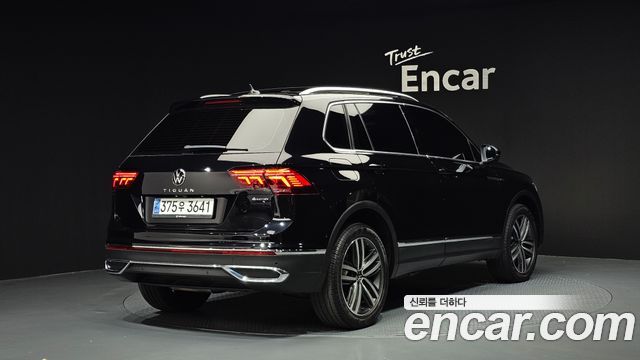 Volkswagen Tiguan (II) 2.0 TDI 4Motion Prestige 2023 — фото 2