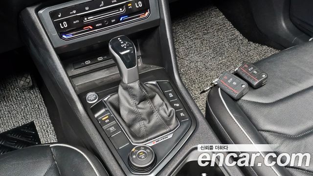 Volkswagen Tiguan (II) 2.0 TDI 4Motion Prestige 2023 — фото 9