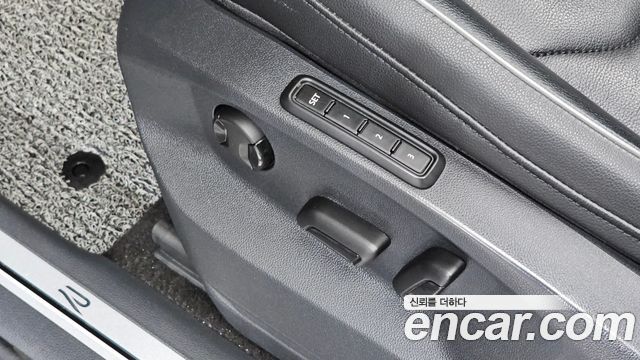 Volkswagen Tiguan (II) 2.0 TDI 4Motion Prestige 2023 — фото 15