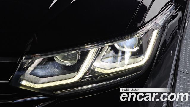 Volkswagen Tiguan (II) 2.0 TDI 4Motion Prestige 2023 — фото 22