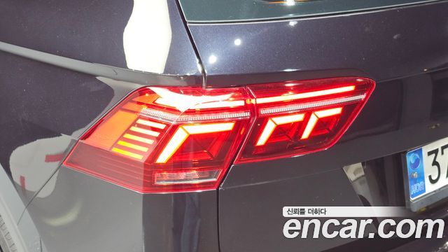 Volkswagen Tiguan (II) 2.0 TDI 4Motion Prestige 2023 — фото 23